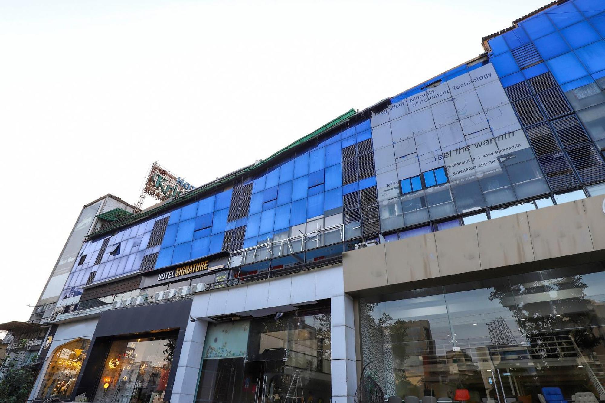 Oyo Hotel Shree Niwas Ahmedabad Ngoại thất bức ảnh